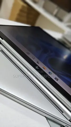 New Laptop HP EliteBook 1040 G8 16GB Intel Core i7 SSD 512GB