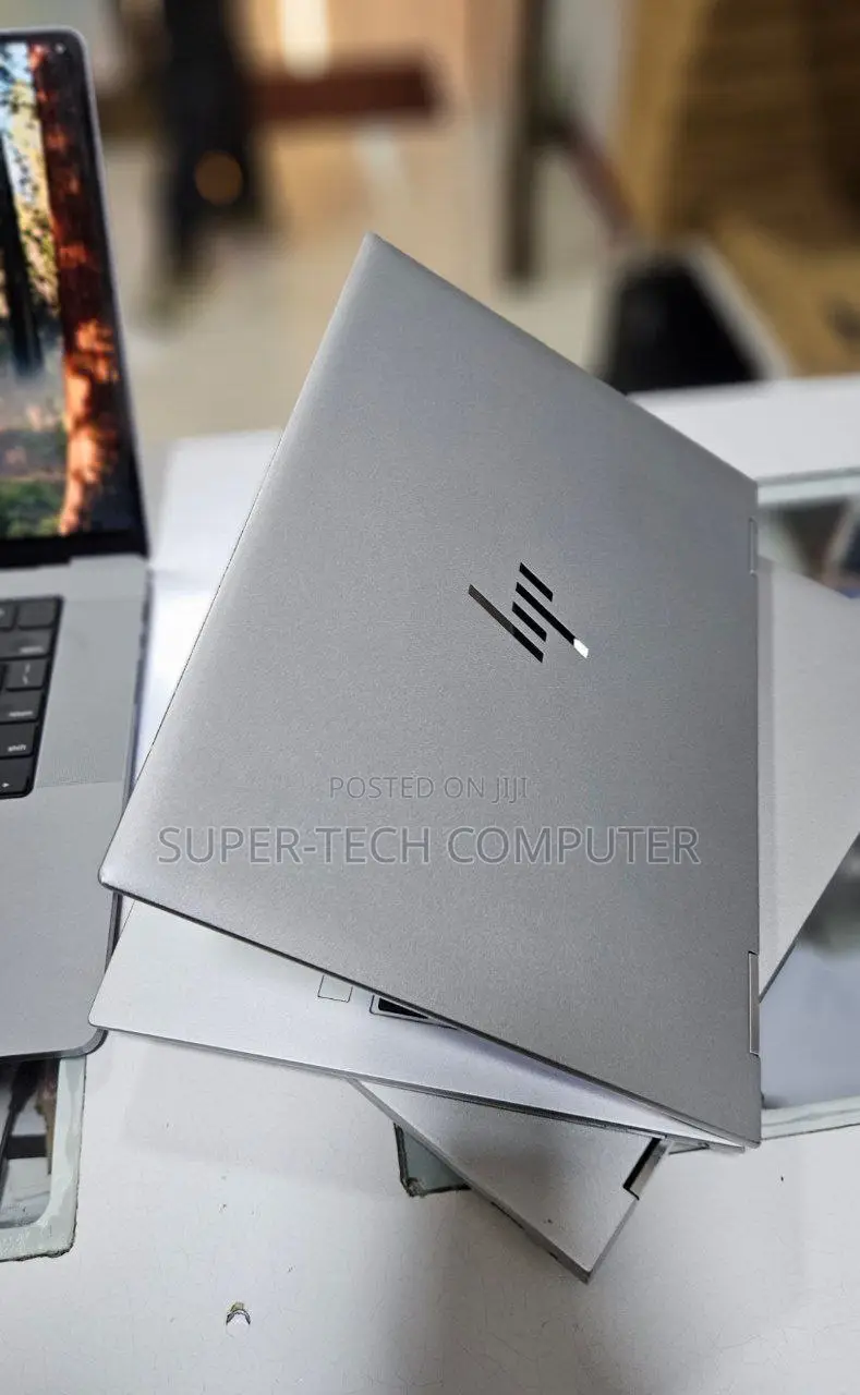 New Laptop HP EliteBook 1040 G8 16GB Intel Core i7 SSD 512GB