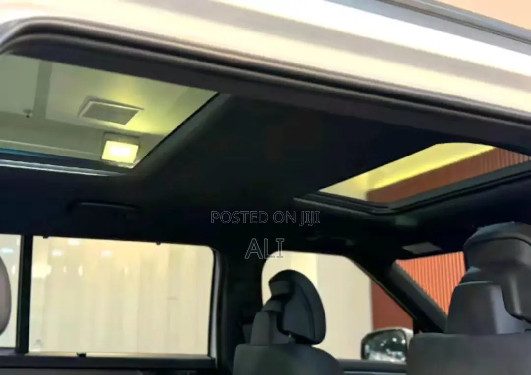 New Hyundai Santa Fe HEV 2024 White