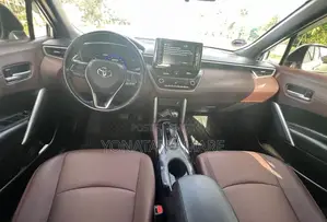 Toyota Corolla Cross Hybrid 2023 Silver