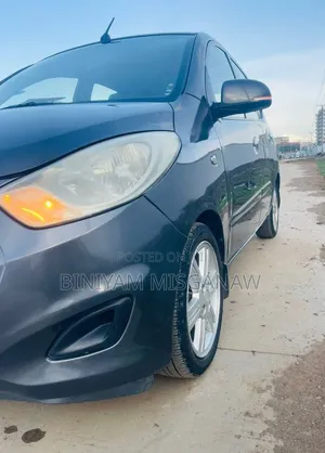 Hyundai I10 2015 Gray
