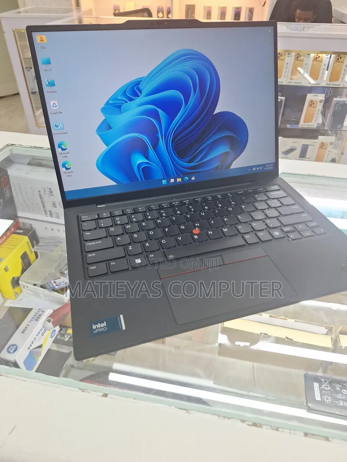 New Laptop Lenovo ThinkPad X1 Carbon 32GB Intel Core Ultra 7 SSD 1T