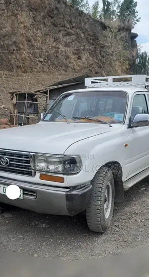 Toyota Land Cruiser 80 Wagon 4.2 D 1993 White