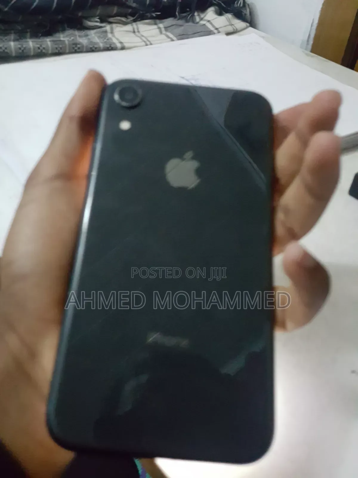 Apple XR 64 GB Black