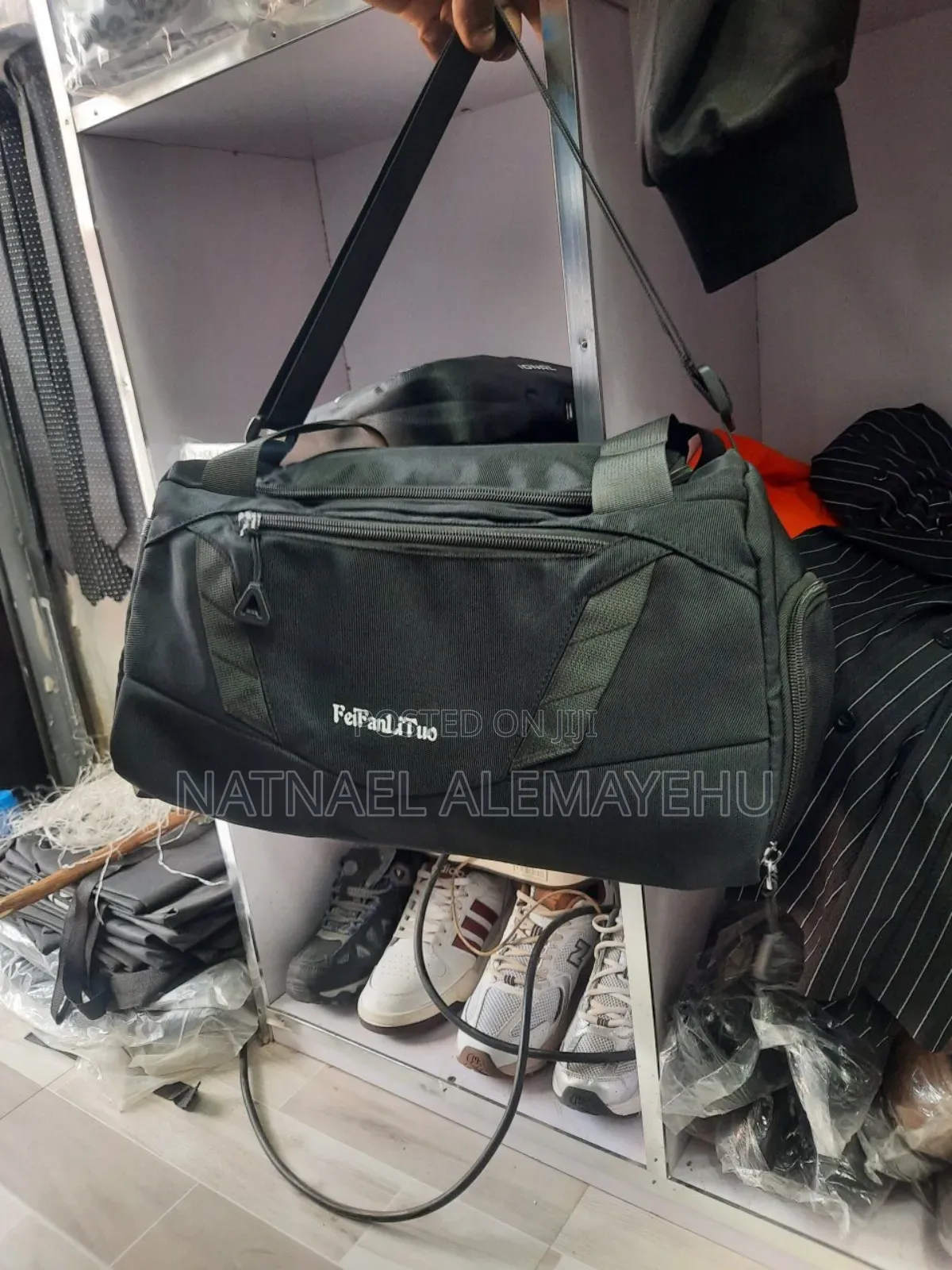 Feifanlituo Brand Duffel Bag Is Designed for Travel and Gym Use Unisex