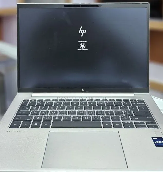 New Laptop HP EliteBook 840 G10 16GB Intel Core i5 SSD 512GB