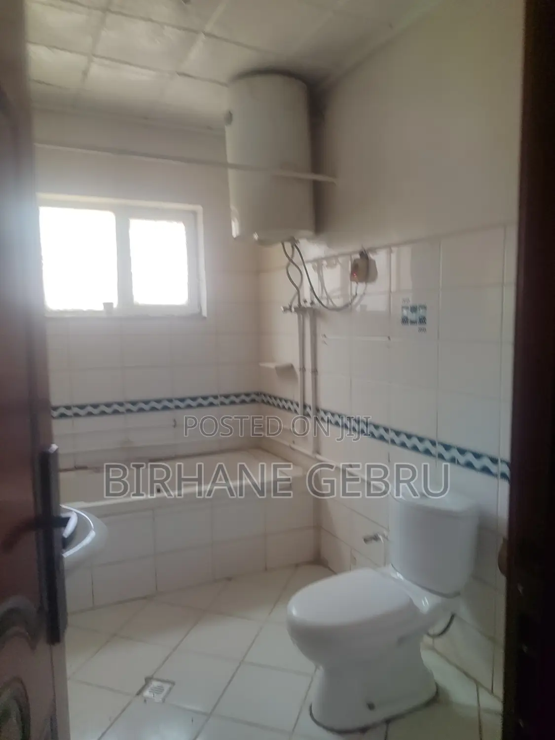 Villa House Rent for Resturant Bergery and Other