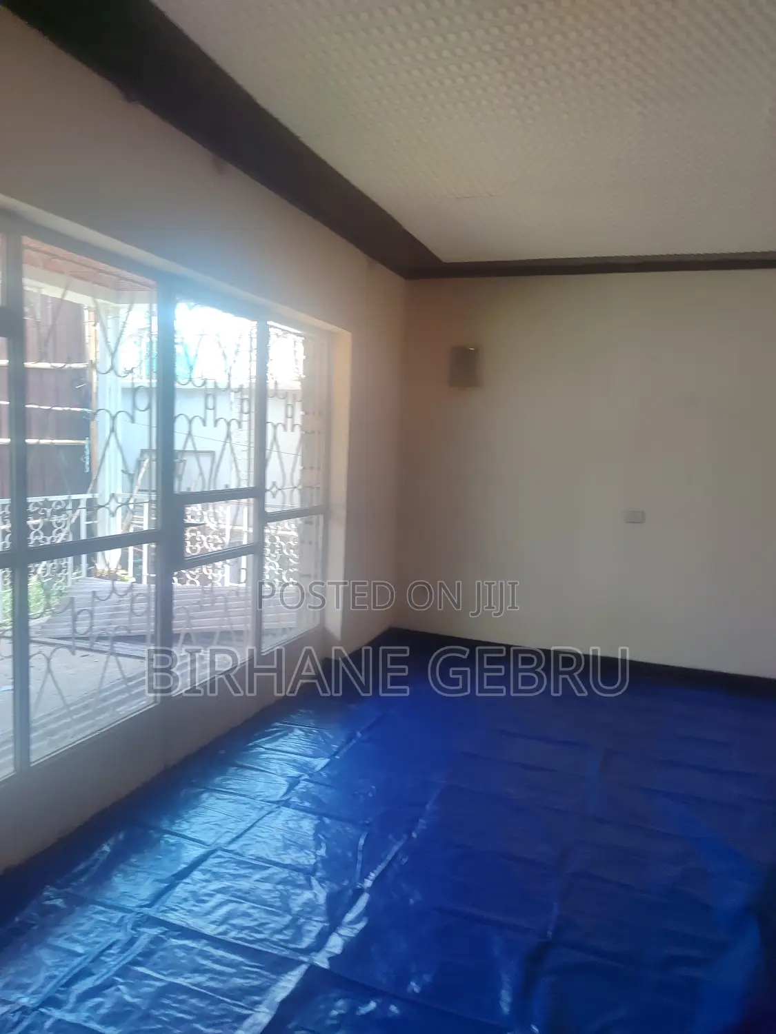 Villa House Rent for Resturant Bergery and Other