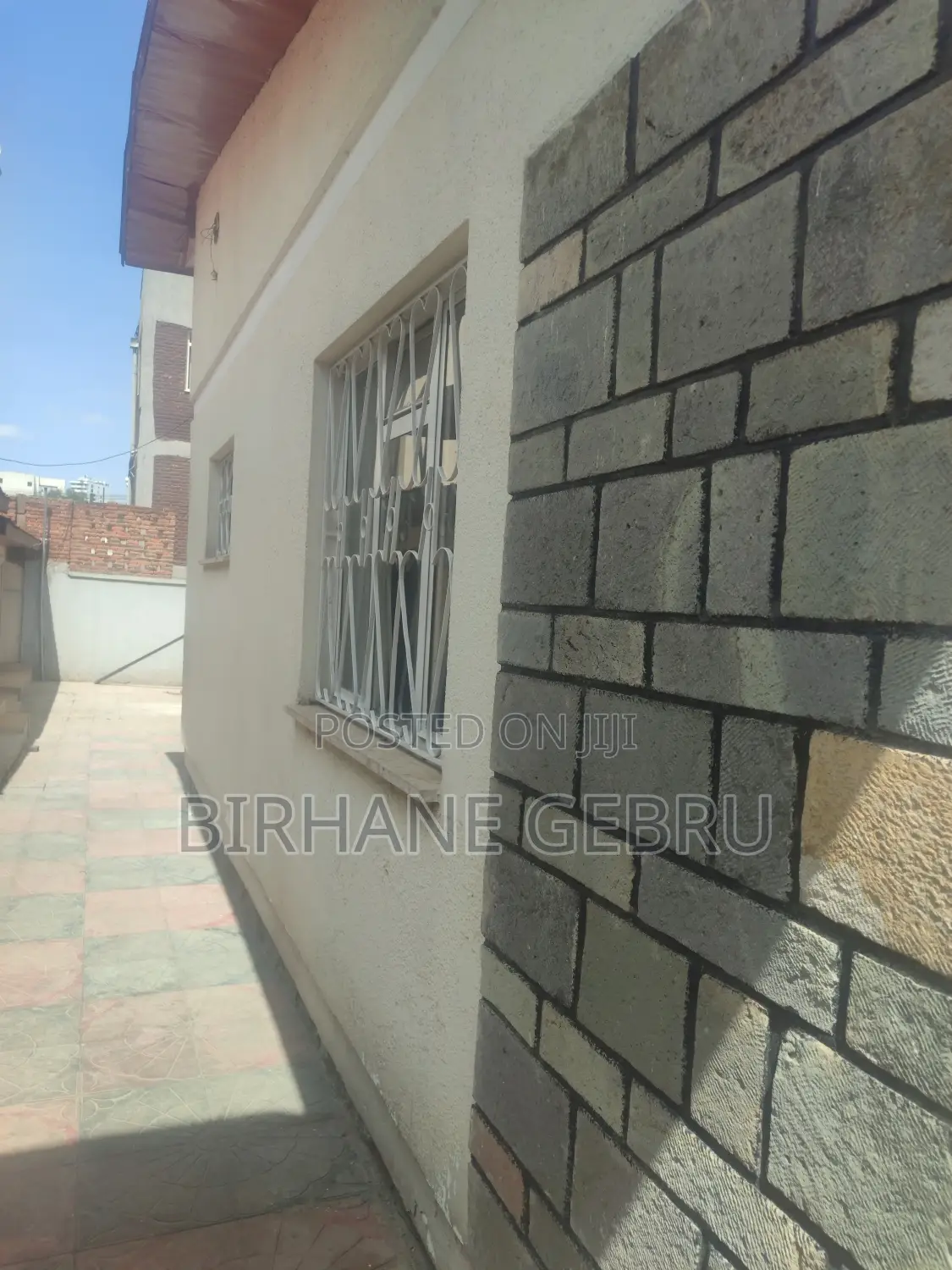 Villa House Rent for Resturant Bergery and Other