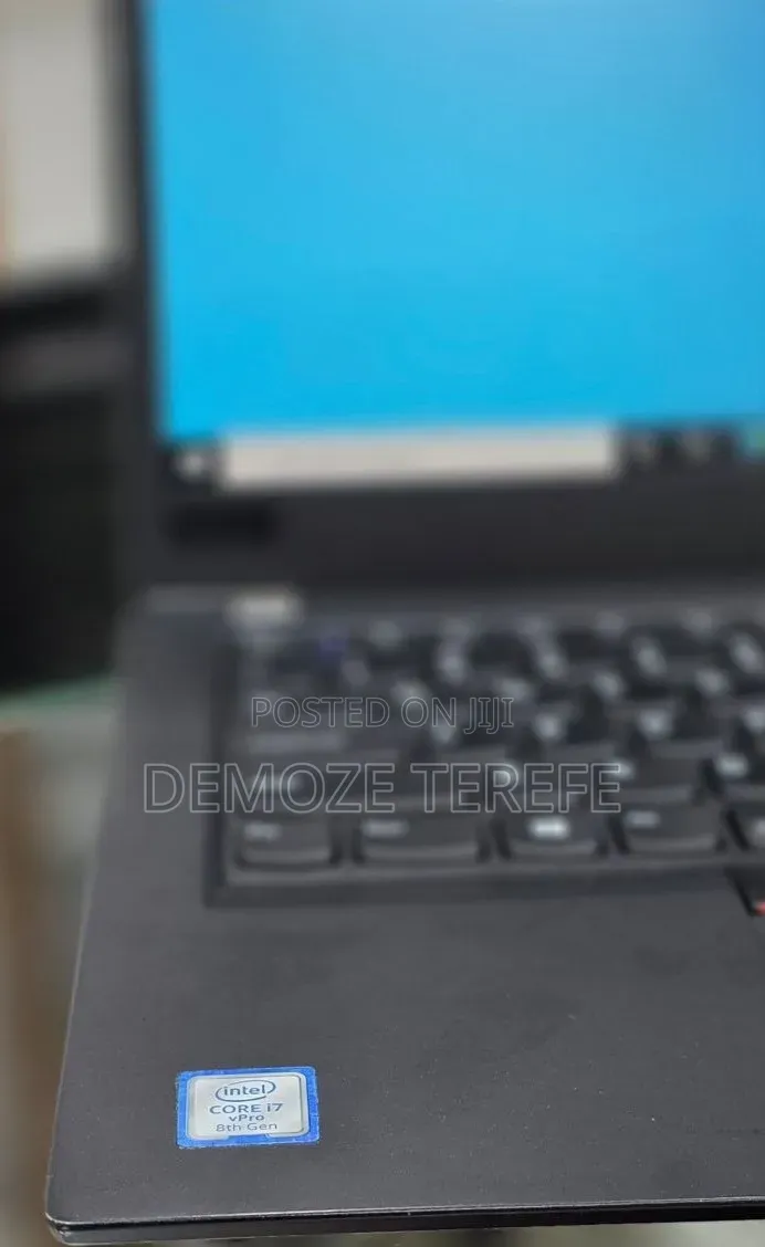 New Laptop Lenovo ThinkPad T480s 8GB Intel Core i7 SSD 256GB