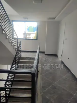 6bdrm House in G+2 House, Bole for rent