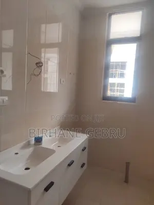 6bdrm House in G+2 House, Bole for rent