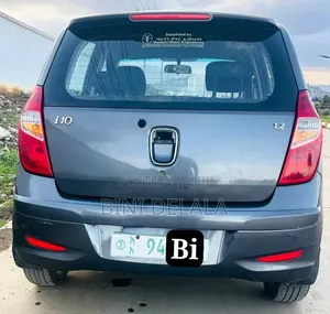 Hyundai I10 2015 Blue