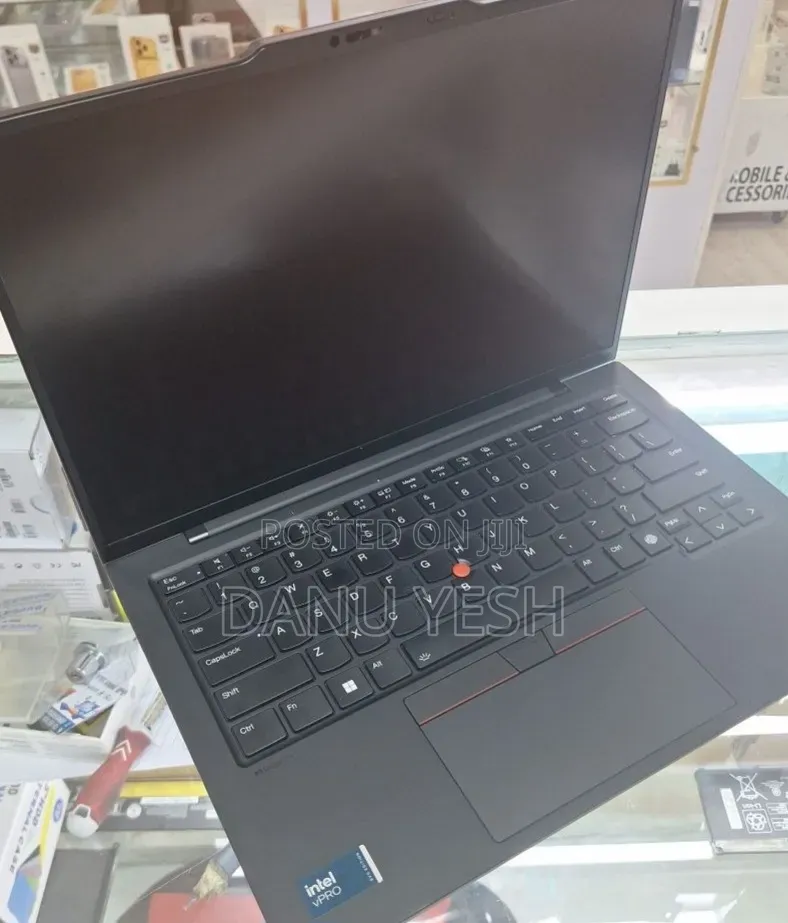 New Laptop Lenovo ThinkPad X1 Carbon 32GB Intel Core Ultra 7 SSD 1T