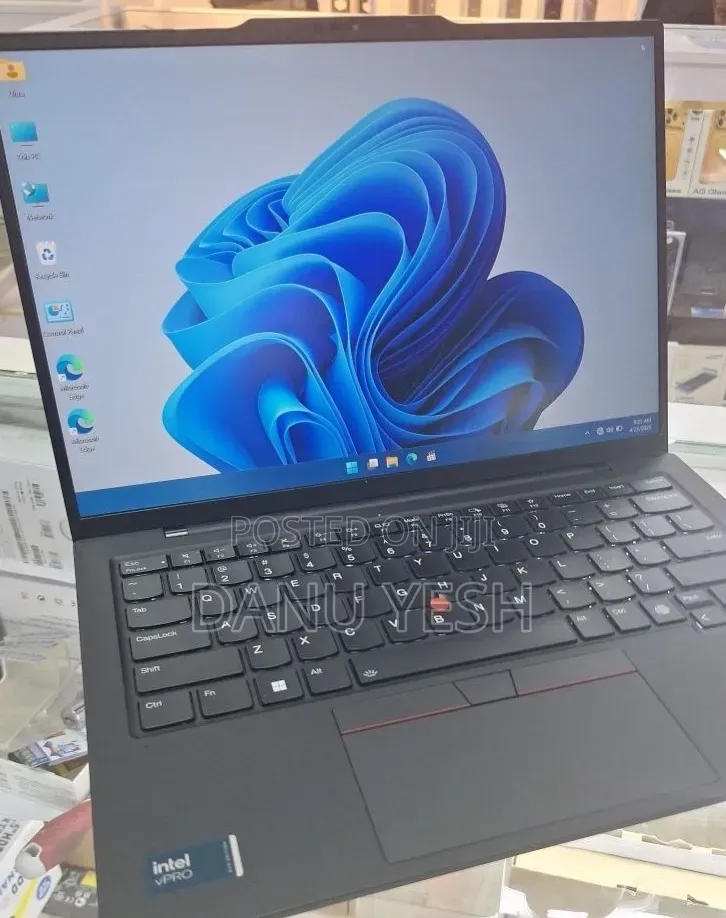 New Laptop Lenovo ThinkPad X1 Carbon 32GB Intel Core Ultra 7 SSD 1T