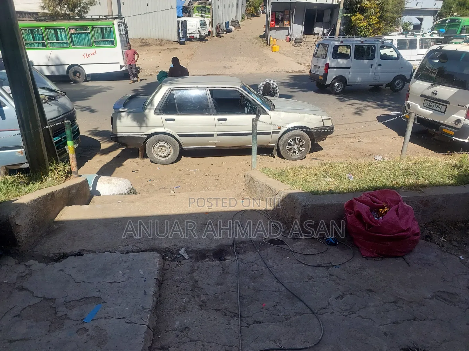 Toyota Corolla 1987 Silver