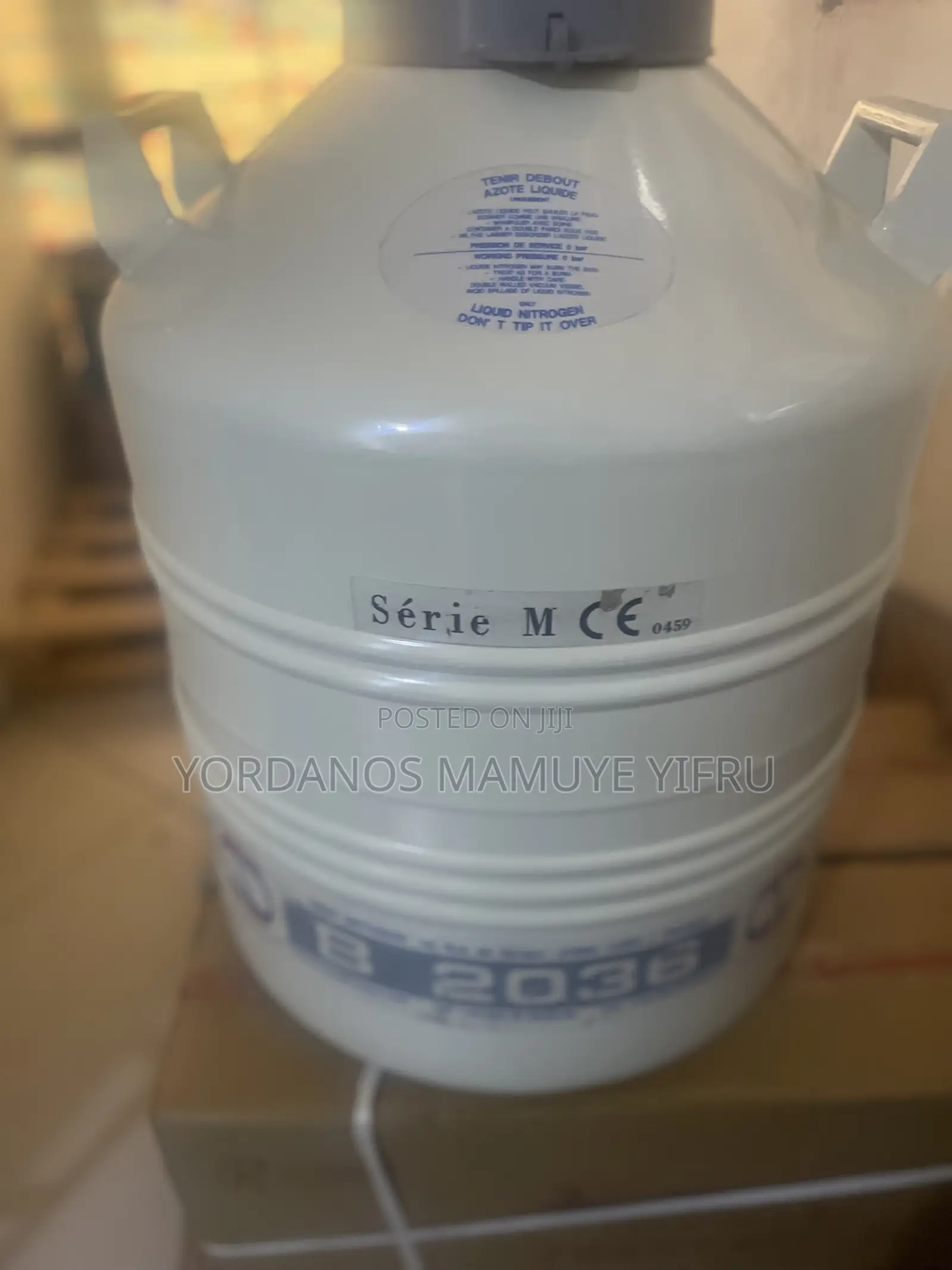 Liqud Nitrogen Container
