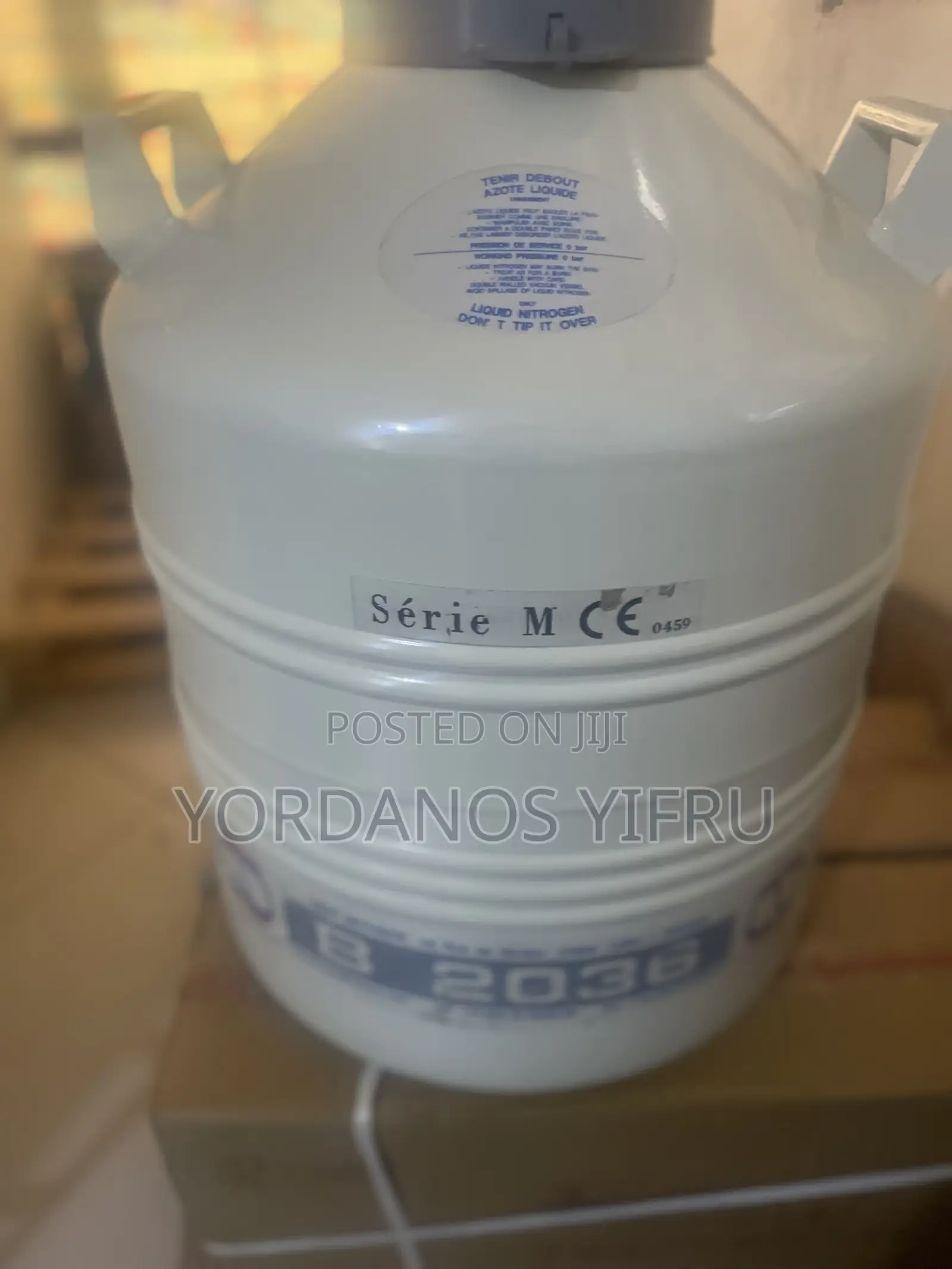 Liqud Nitrogen Container