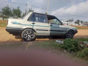 Toyota Corolla 1987 Silver