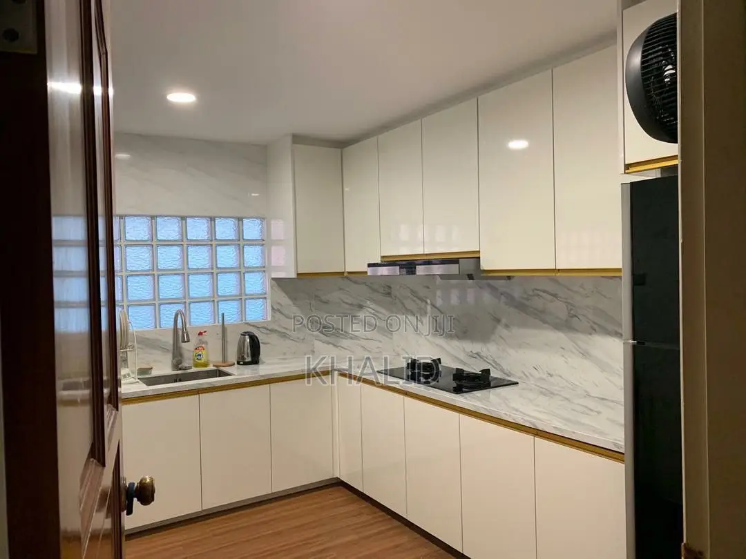 Kitchen Cabinet Uv ->15,500 Birr በ ካሬ Laminate -> 12,000 በ ካሬ