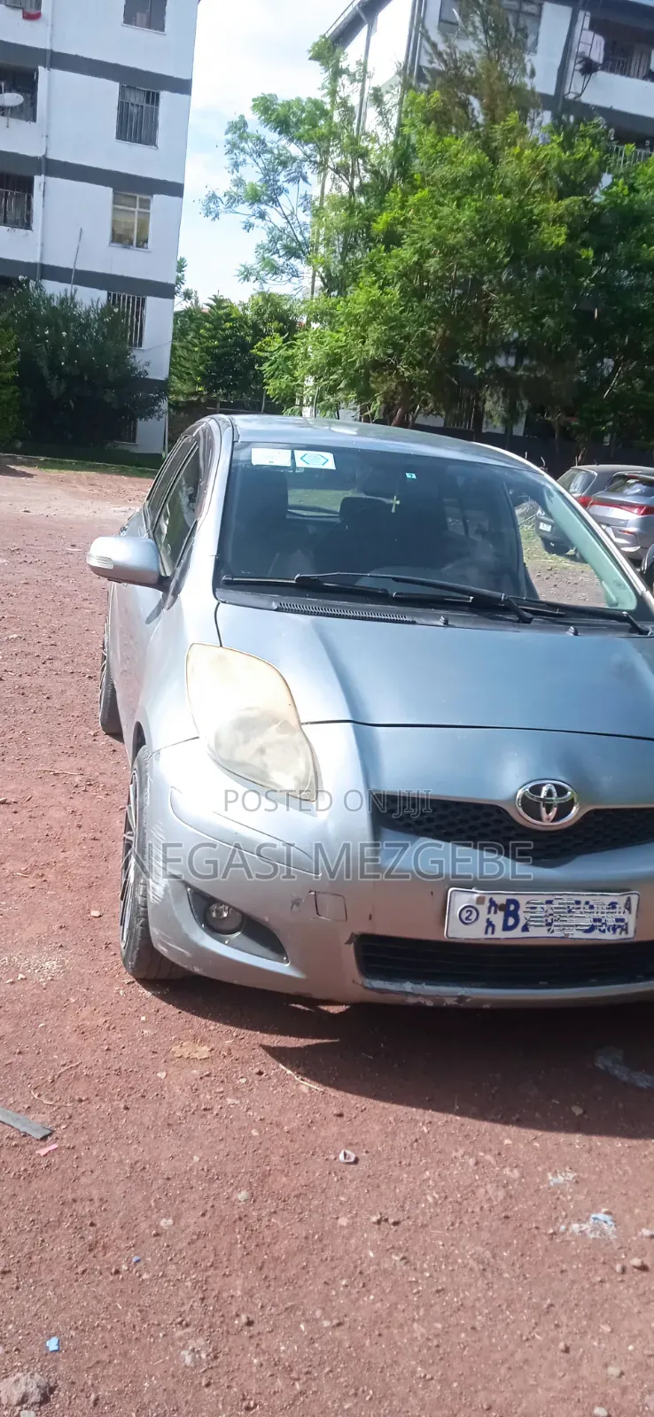 Toyota Yaris 2010 Silver