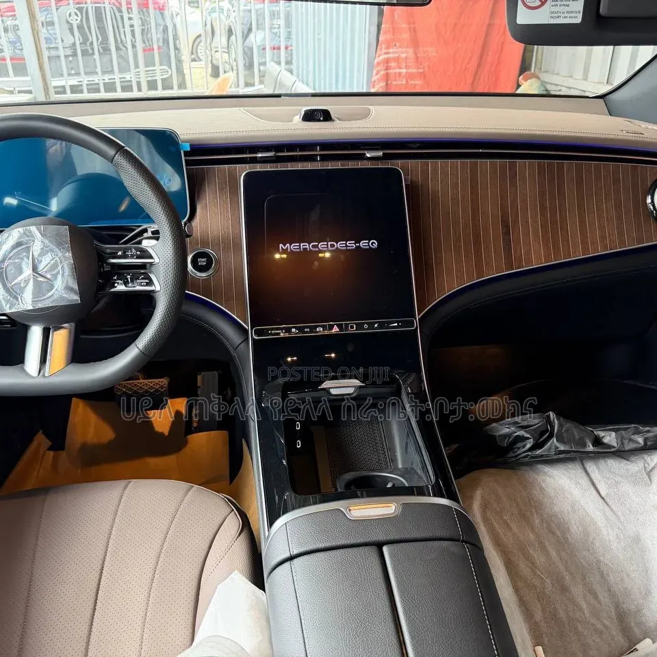 New Mercedes-Benz EQE 2025 Black