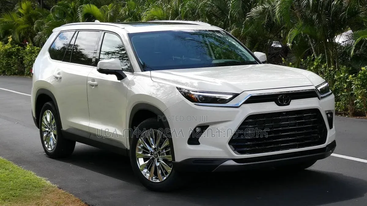 New Toyota Grand Highlander Hybrid 2024 Off white