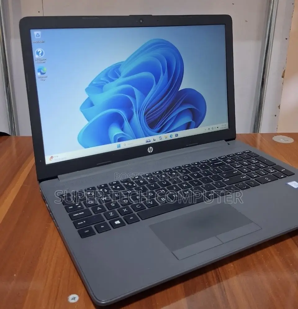 New Laptop HP Stream Notebook 8GB Intel Core i7 HDD 1T