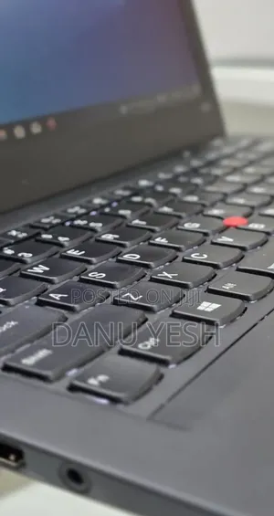 New Laptop Lenovo ThinkPad X280 8GB Intel Core i5 SSD 256GB
