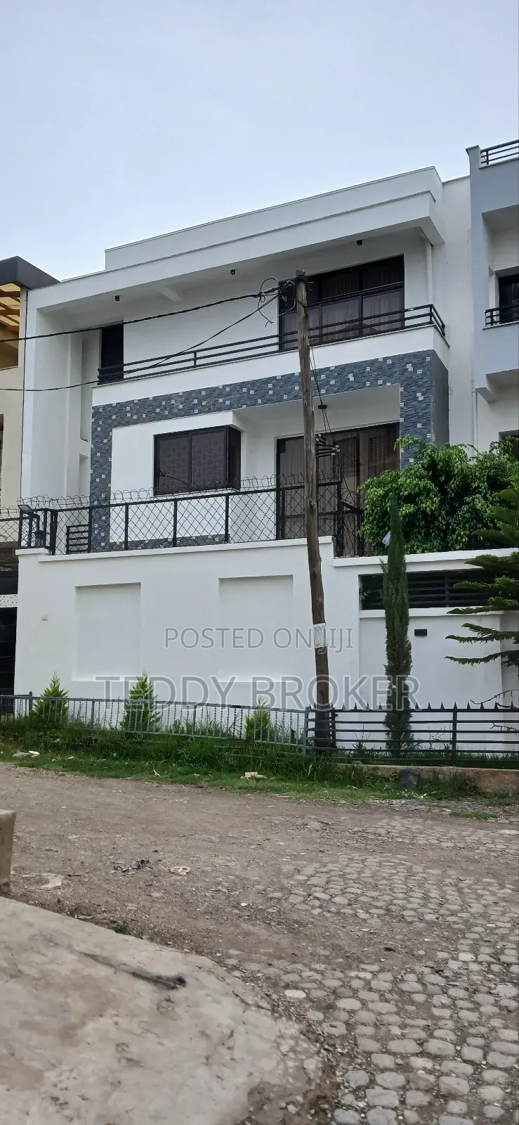 9bdrm House in Haile Garment, Nifas Silk-Lafto for sale