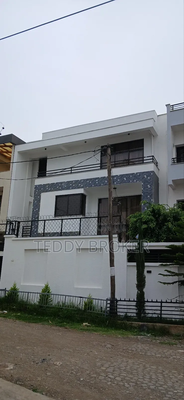 9bdrm House in Haile Garment, Nifas Silk-Lafto for sale