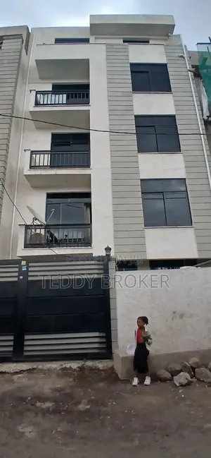 8bdrm House in Haile Garment, Nifas Silk-Lafto for sale