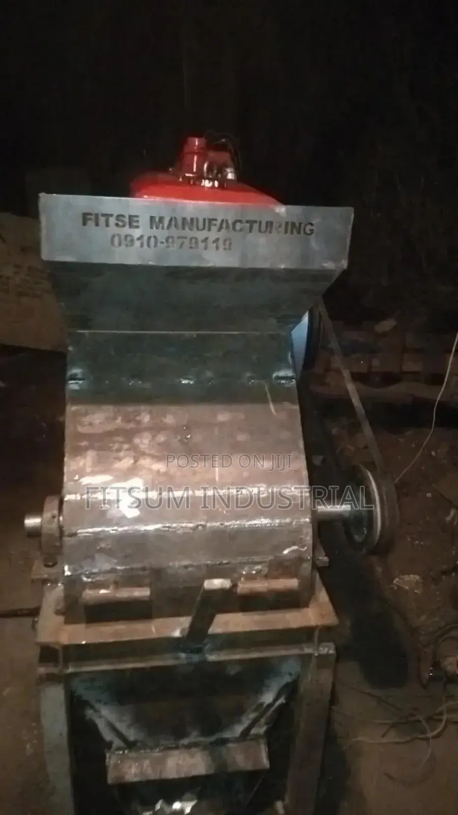 የወርቅ መፍጫ Gold Hammer Mill Crusher ከናፍጣ ሞተር ጋ