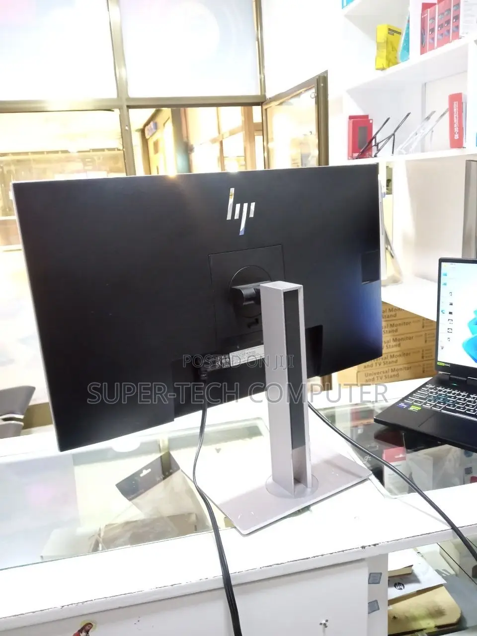 Hp 27 Inch Resolution Clean Condition Quantity Available