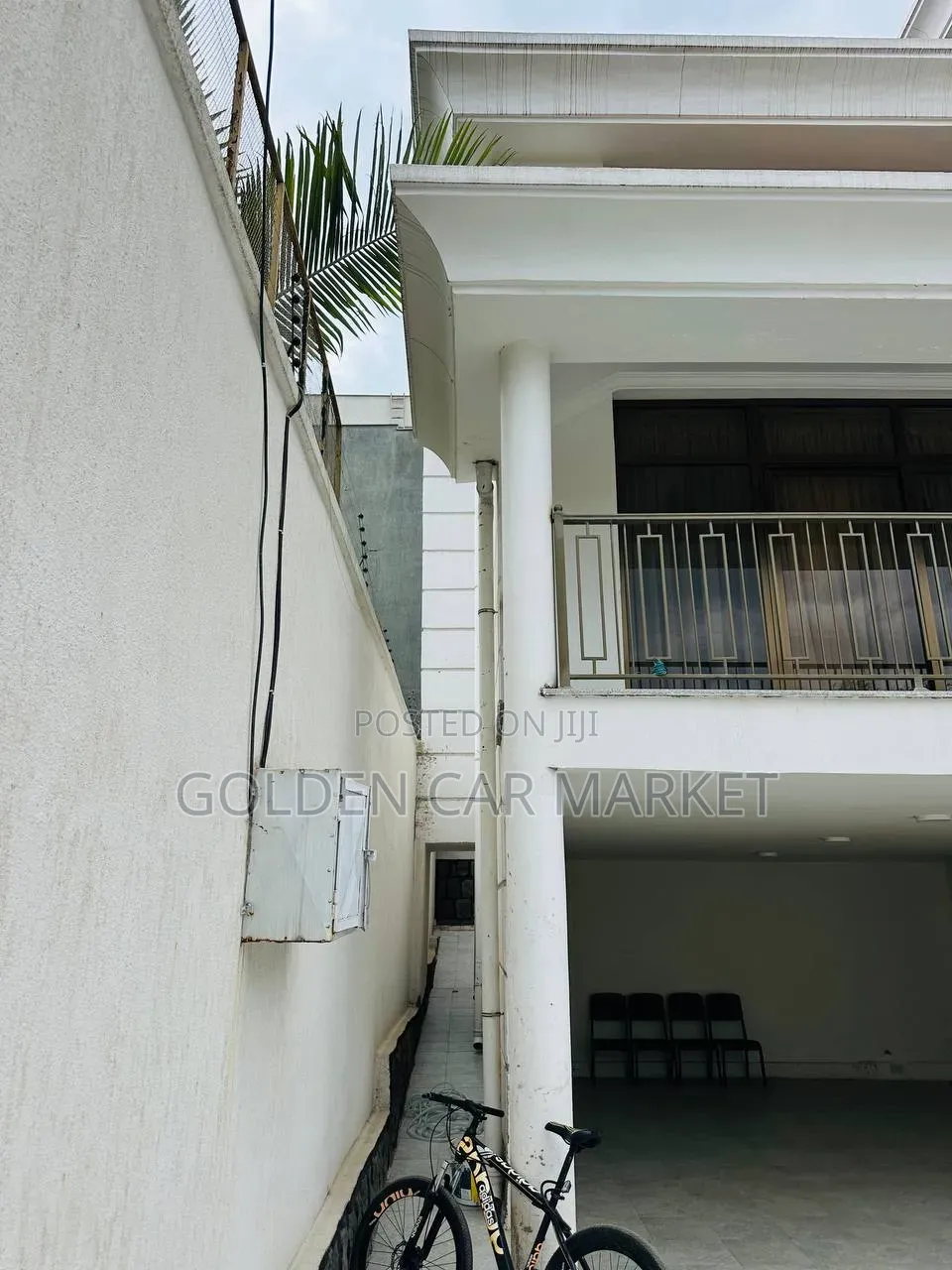 Furnished 10bdrm House in Bole for rent