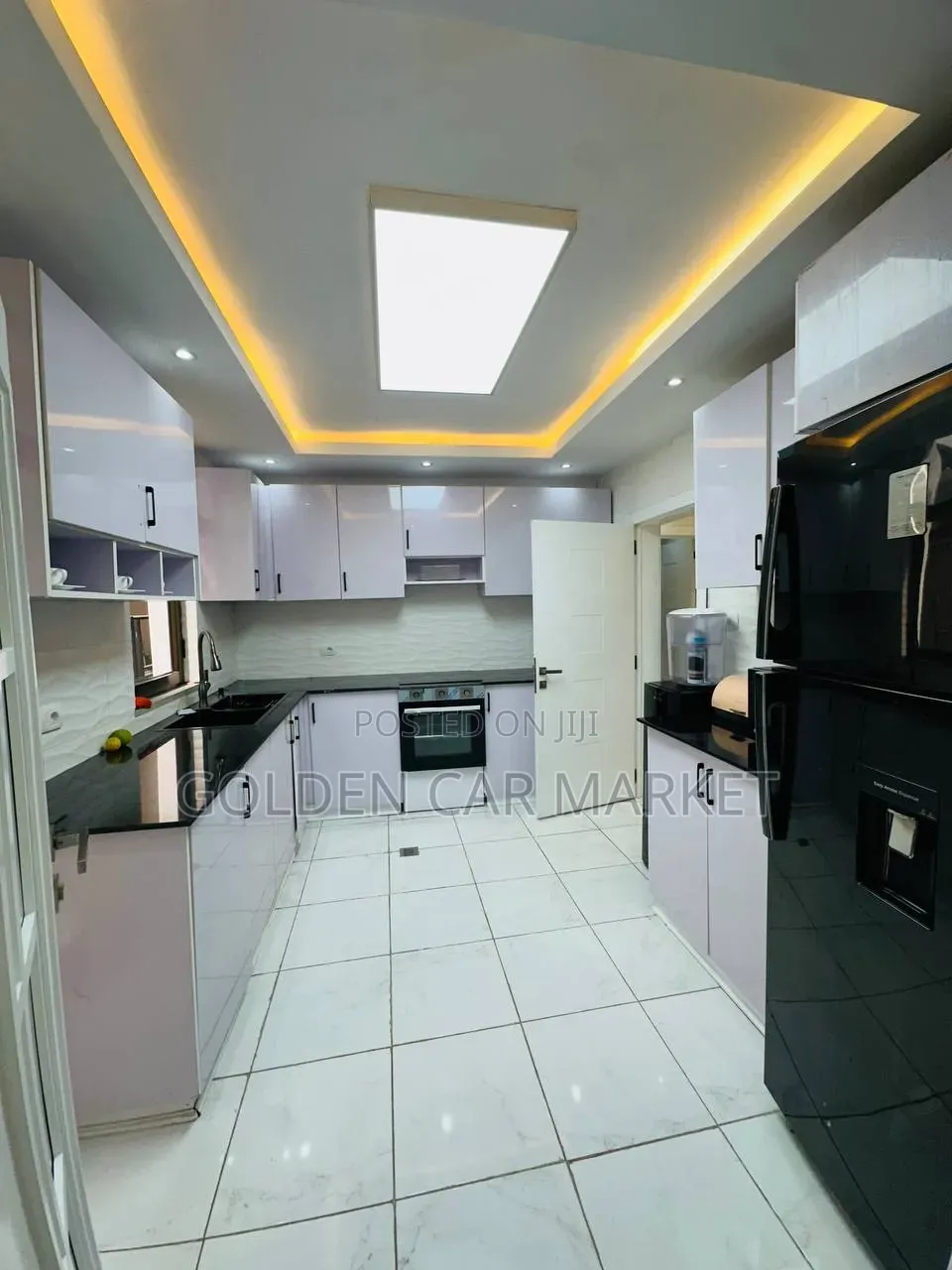 Furnished 10bdrm House in Bole for rent