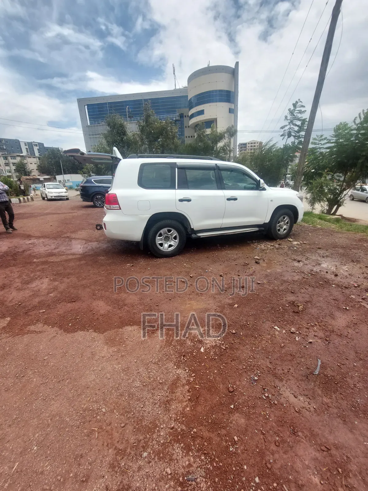 Toyota Land Cruiser 5.7 V8 2011 White