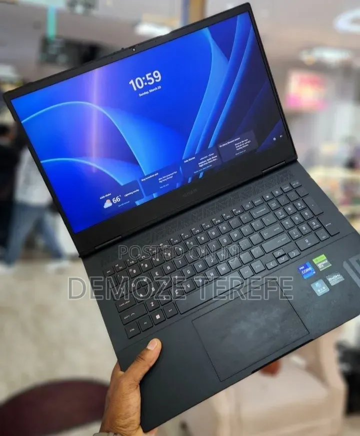 New Laptop HP Omen 16 16GB Intel Core i9 SSD 1T