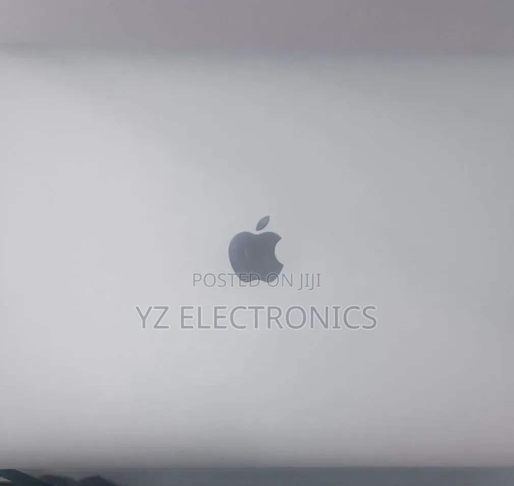 New Laptop Apple MacBook Pro 2017 16GB Intel Core i7 SSD 1T