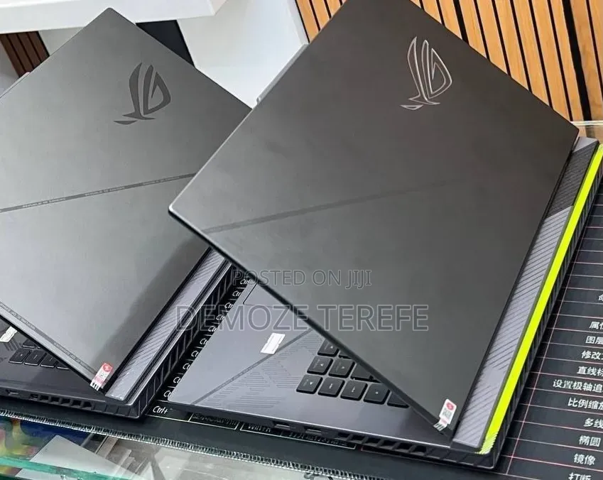 New Laptop Asus ROG Strix G15 16GB Intel Core i9 SSD 1T