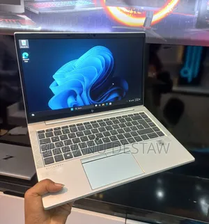 New Laptop HP EliteBook 840 G7 16GB Intel Core i5 SSD 512GB