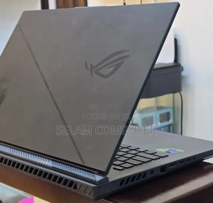 New Laptop Asus ROG Strix G16 G614 32GB Intel Core i9 SSD 2T