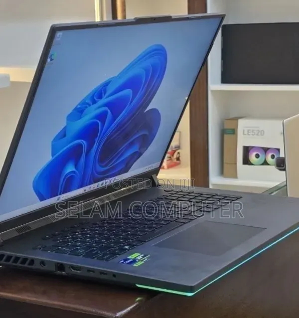 New Laptop Asus ROG Strix G16 G614 32GB Intel Core i9 SSD 2T