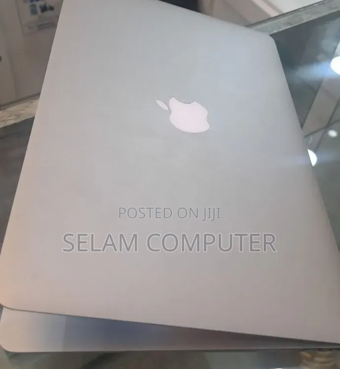 New Laptop Apple MacBook Air 2020 M1 8GB Intel Core i7 SSD 512GB
