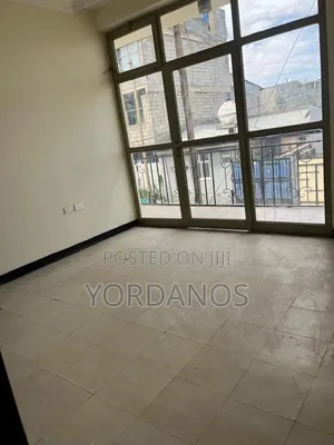 5bdrm House in Bole for sale