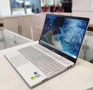 New Laptop HP Pavilion 15 8GB Intel Core i5 SSD 1T