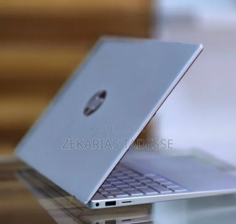 New Laptop HP Pavilion 14 16GB Intel Core i7 SSD 1T