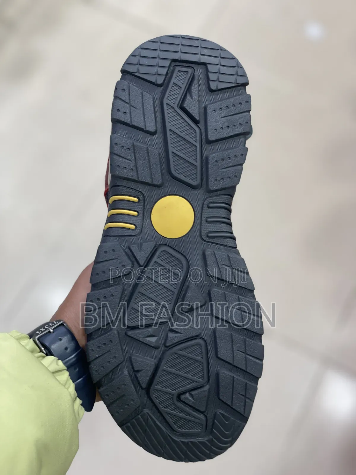 Sandal: Outdoor Adventure (With Free Delivery )