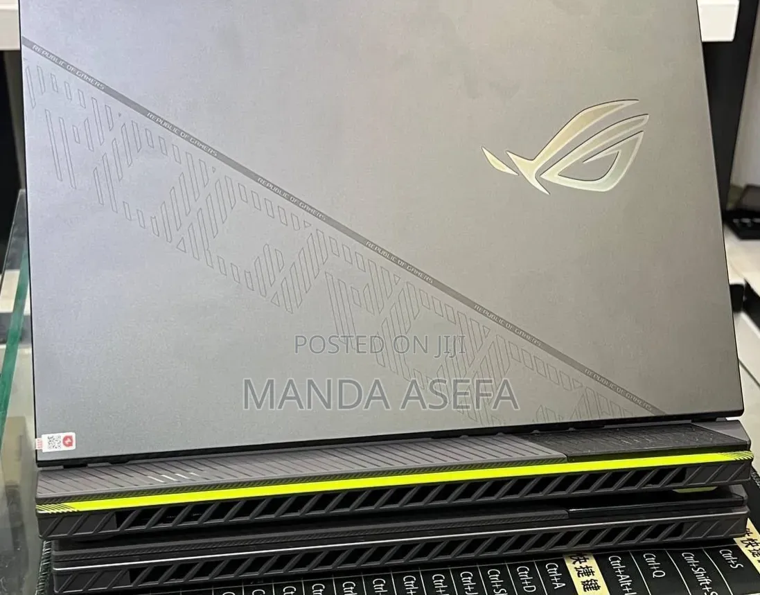 New Laptop Asus ROG Strix G16 G614 16GB Intel Core i9 SSD 1T