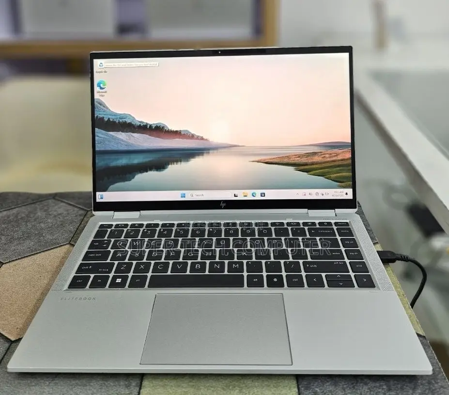 New Laptop HP EliteBook 1040 G8 32GB Intel Core i7 SSD 512GB